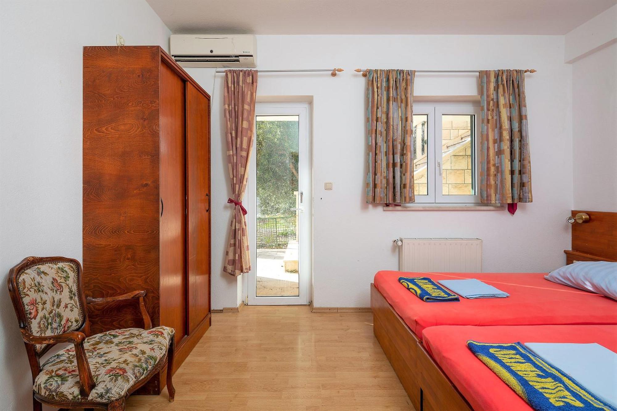 Germania Rooms & Apartments Целина Номер фото