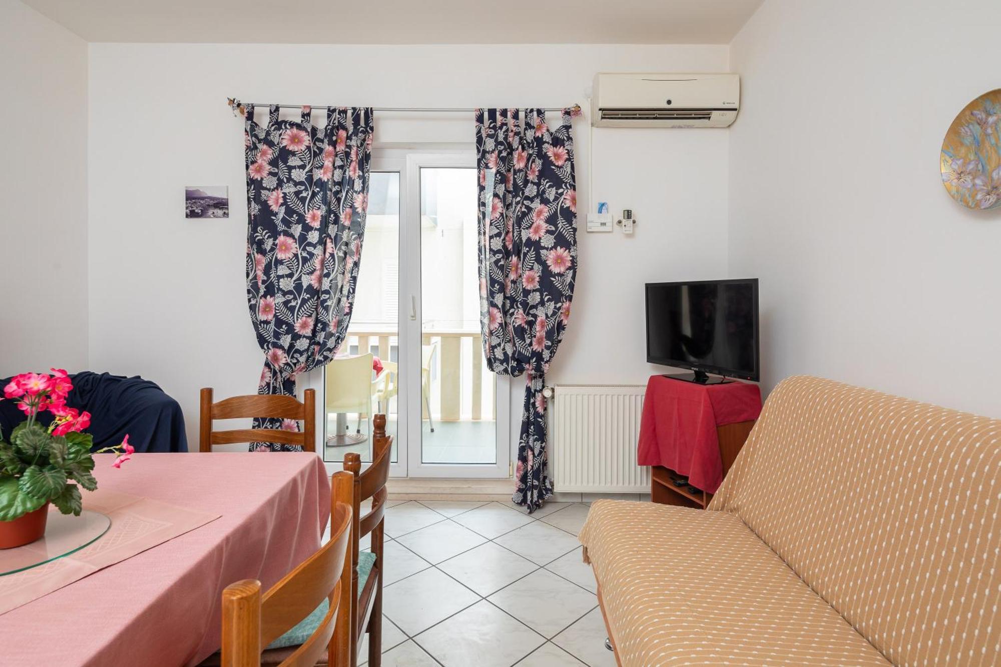 Germania Rooms & Apartments Целина Экстерьер фото